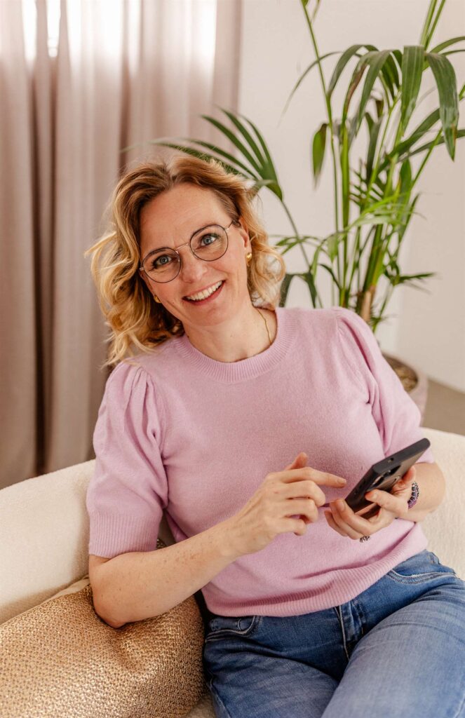 Yvonne Dijkstra Zelfstandig trouwambtenaar 
