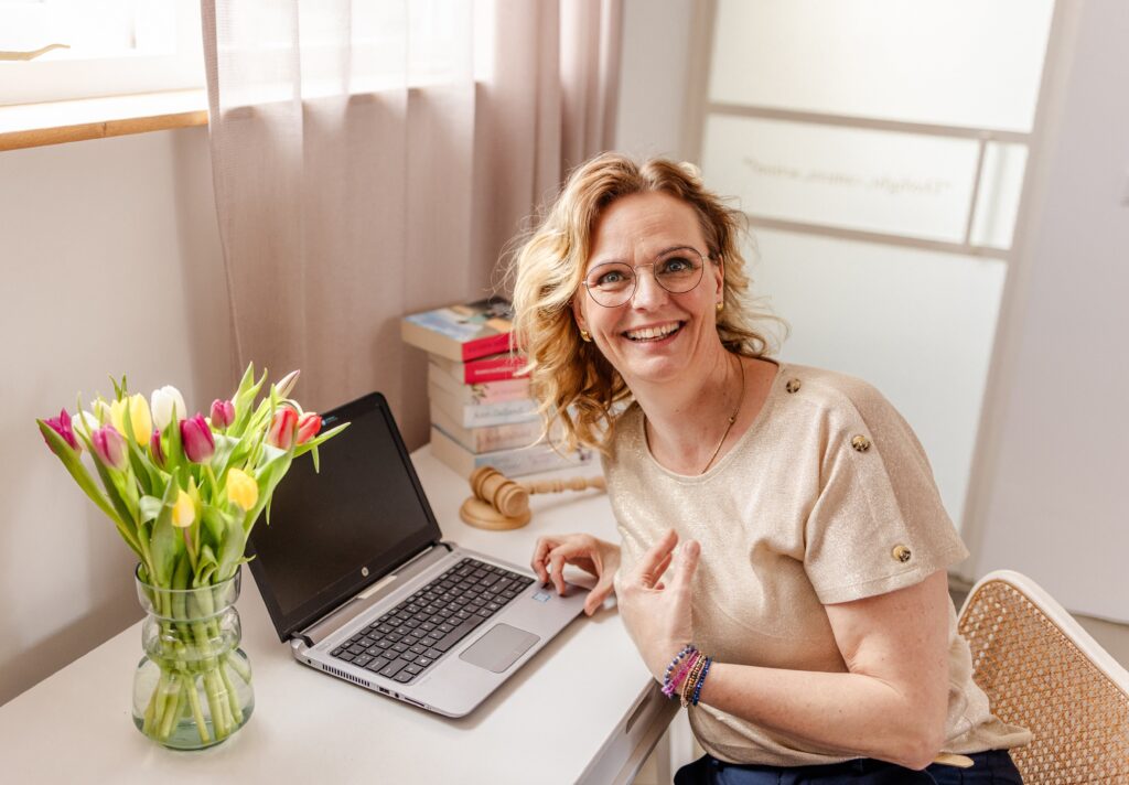 zelfstandig trouwambtenaar Yvonne Dijkstra